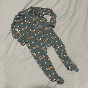 EUC Bums & Roses bamboo touchdown cutie footie.